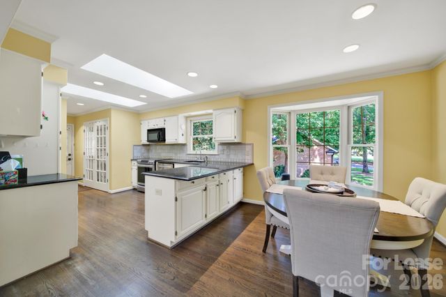2913 Hinsdale Street, Charlotte, NC 28210