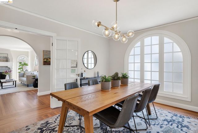 1500 Hampel Street, Oakland, CA 94602