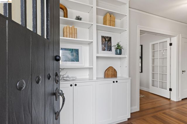 1500 Hampel Street, Oakland, CA 94602