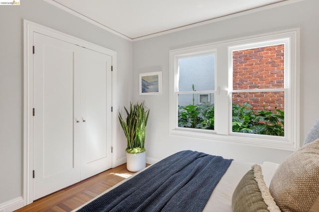 1500 Hampel Street, Oakland, CA 94602