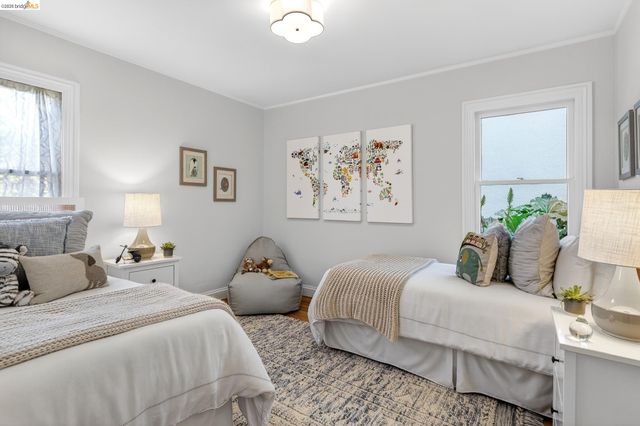 1500 Hampel Street, Oakland, CA 94602