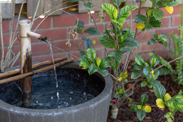 1500 Hampel Street, Oakland, CA 94602