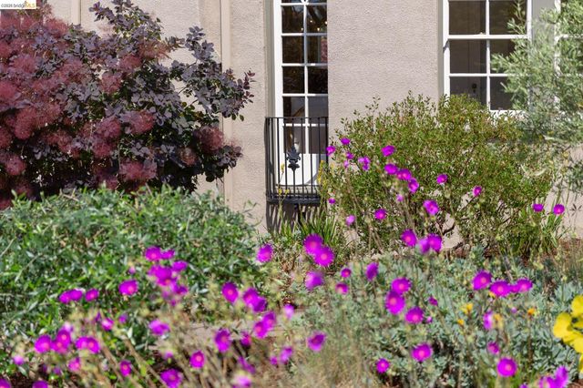 1500 Hampel Street, Oakland, CA 94602