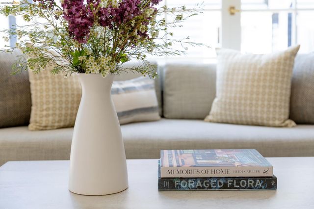 1500 Hampel Street, Oakland, CA 94602