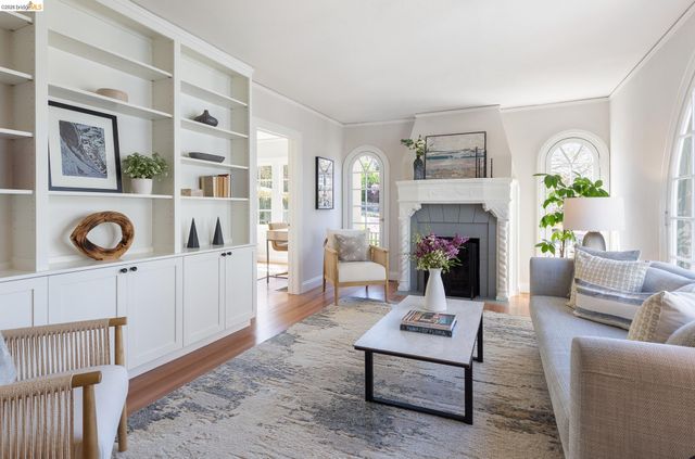 1500 Hampel Street, Oakland, CA 94602