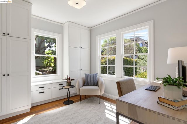 1500 Hampel Street, Oakland, CA 94602