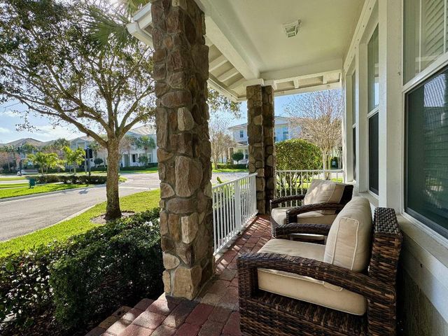 2758 Avalon Way, Jupiter, FL 33458