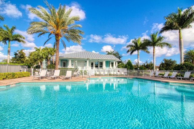 2758 Avalon Way, Jupiter, FL 33458