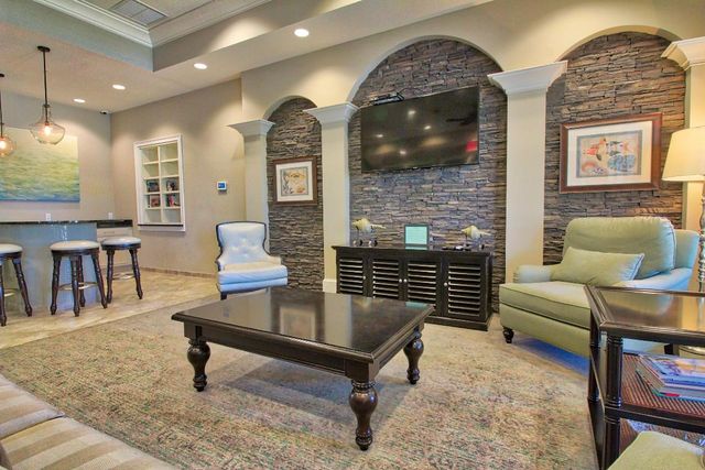 2758 Avalon Way, Jupiter, FL 33458