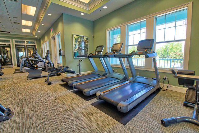 2758 Avalon Way, Jupiter, FL 33458