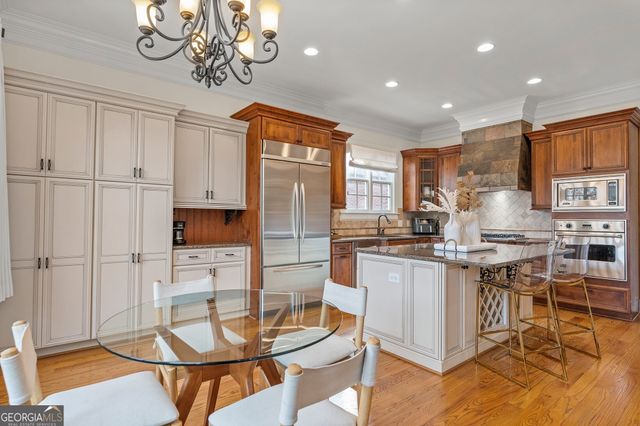 2601 Canterbury Trail, Atlanta, GA 30324