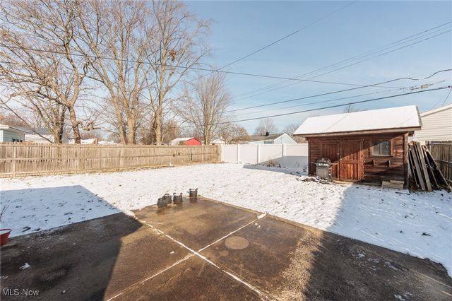 6429 Aylesworth Drive, Parma Heights, OH 44130