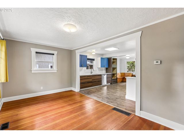 4339 Ne 88TH Ave, Portland, OR 97220