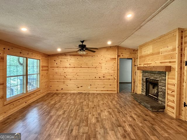 325 Fern Valley Trail, Clarkesville, GA 30523