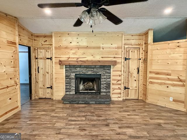 325 Fern Valley Trail, Clarkesville, GA 30523
