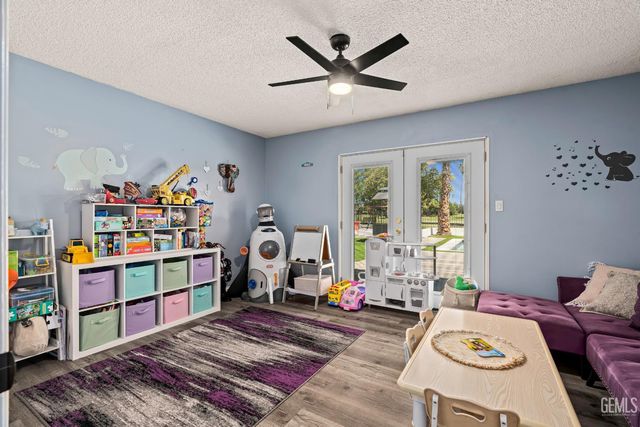 6300 Landfair Drive, Bakersfield, CA 93309