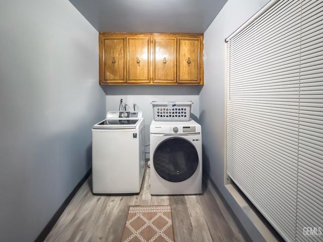 6300 Landfair Drive, Bakersfield, CA 93309