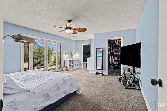 6300 Landfair Drive, Bakersfield, CA 93309