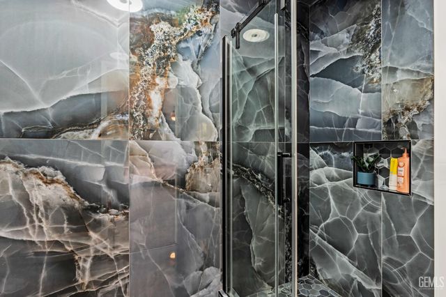 6300 Landfair Drive, Bakersfield, CA 93309