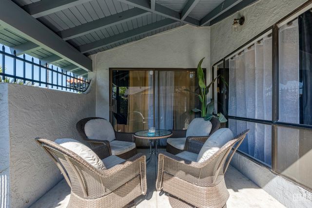 6300 Landfair Drive, Bakersfield, CA 93309