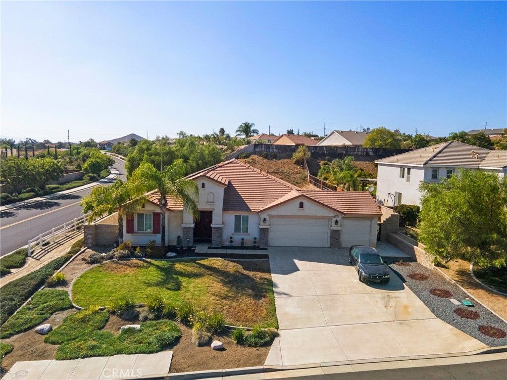 19175 Hawkhill, Perris, CA 92570 — photo 2