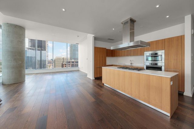 210 Lavaca ST 2608, Austin, TX 78701