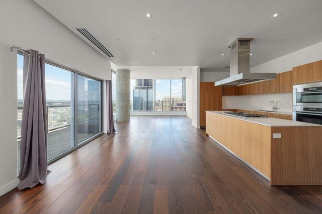 210 Lavaca ST 2608, Austin, TX 78701