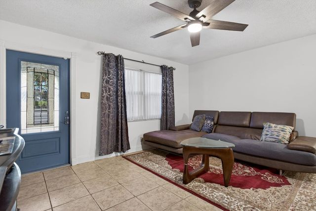 910 NW 49th Court, Deerfield Beach, FL 33064