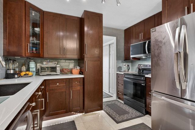 910 NW 49th Court, Deerfield Beach, FL 33064