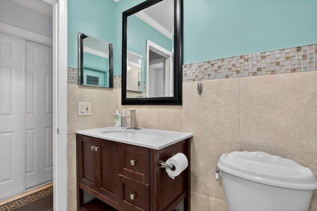 910 NW 49th Court, Deerfield Beach, FL 33064