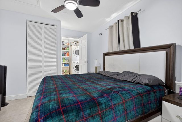 910 NW 49th Court, Deerfield Beach, FL 33064