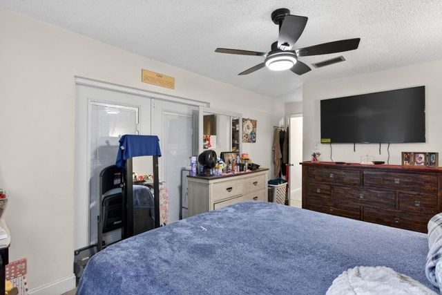 910 NW 49th Court, Deerfield Beach, FL 33064