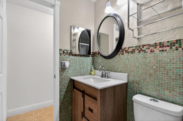 910 NW 49th Court, Deerfield Beach, FL 33064