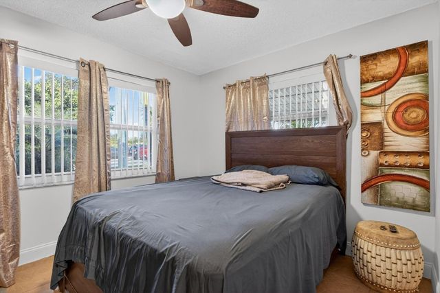 910 NW 49th Court, Deerfield Beach, FL 33064