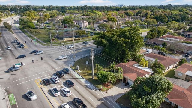 910 NW 49th Court, Deerfield Beach, FL 33064