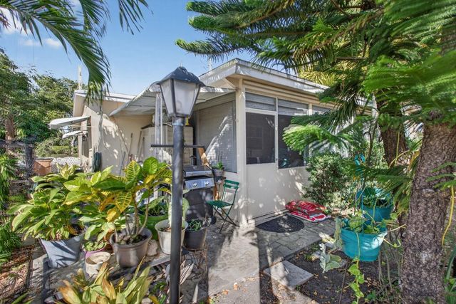 910 NW 49th Court, Deerfield Beach, FL 33064