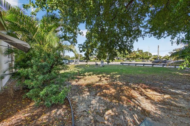 910 NW 49th Court, Deerfield Beach, FL 33064