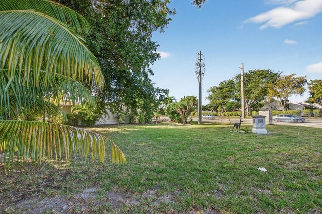 910 NW 49th Court, Deerfield Beach, FL 33064