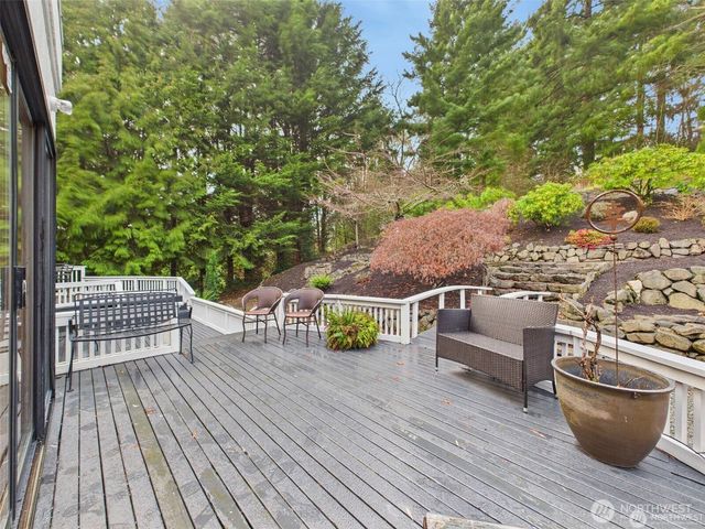 11906 SE 78th St, Newcastle, WA 98056