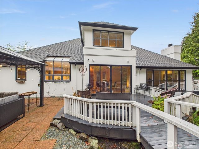 11906 SE 78th St, Newcastle, WA 98056