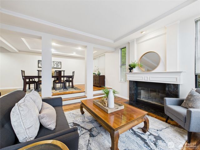 11906 SE 78th St, Newcastle, WA 98056