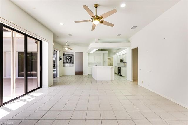 11726 Night Heron DR, Naples, FL 34119