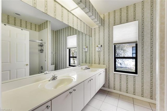 11726 Night Heron DR, Naples, FL 34119