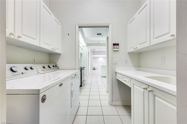 11726 Night Heron DR, Naples, FL 34119