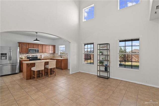 1506 Montecruz Street, Mission, TX 78574