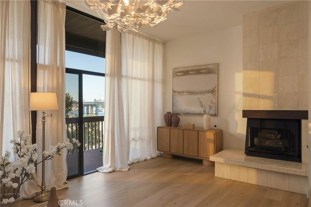 7234 Marina Pacifica S, Long Beach, CA 90803