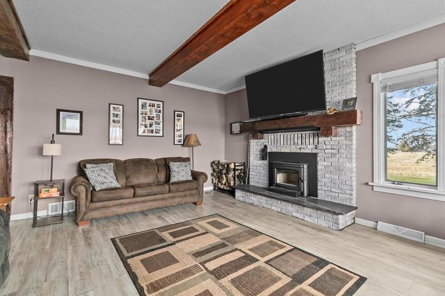 W7185 COUNTY ROAD P, Shiocton, WI 54170