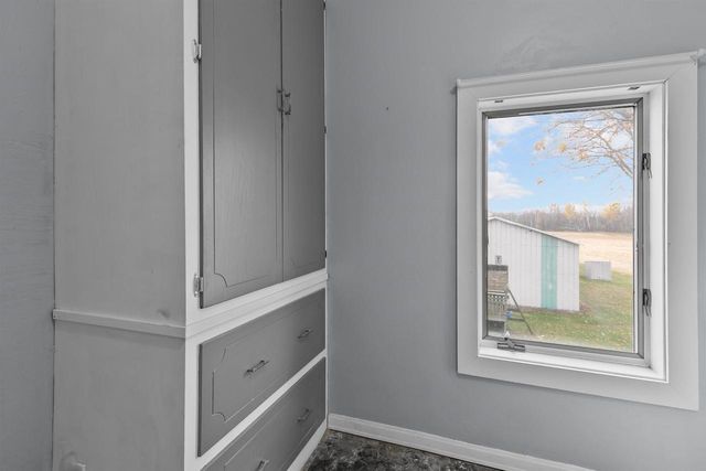 W7185 COUNTY ROAD P, Shiocton, WI 54170