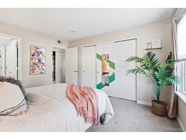 5745 W Atlantic Pl 105, Lakewood, CO 80227