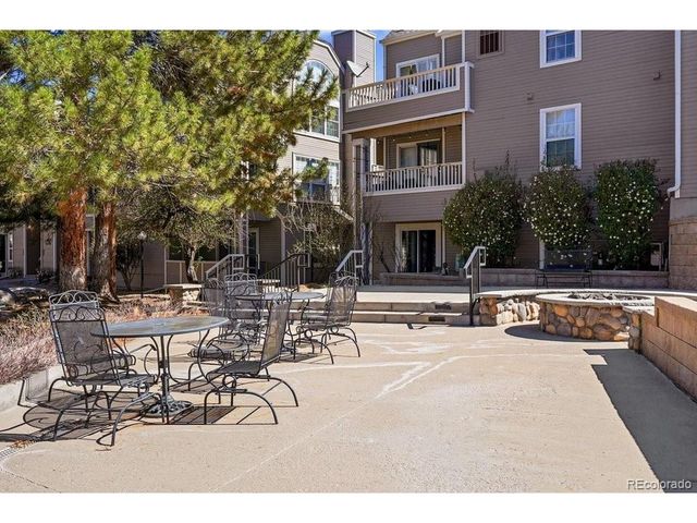 5745 W Atlantic Pl 105, Lakewood, CO 80227